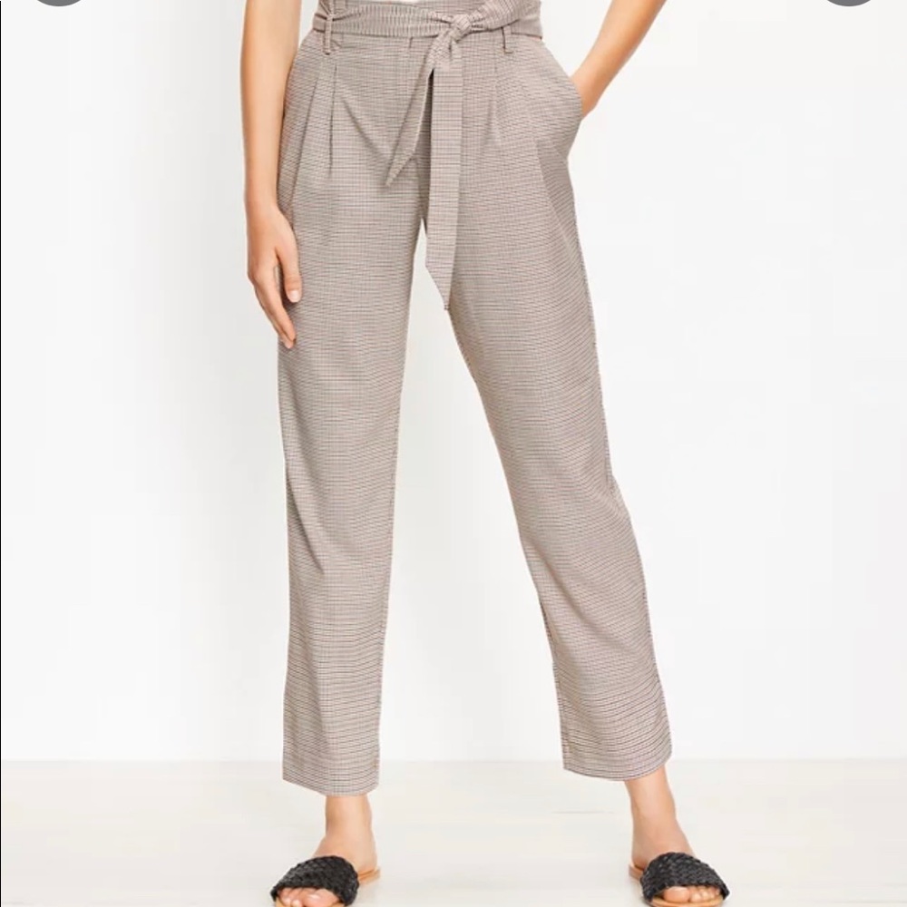 Loft paperbag slim pants in check size L never worn with tags